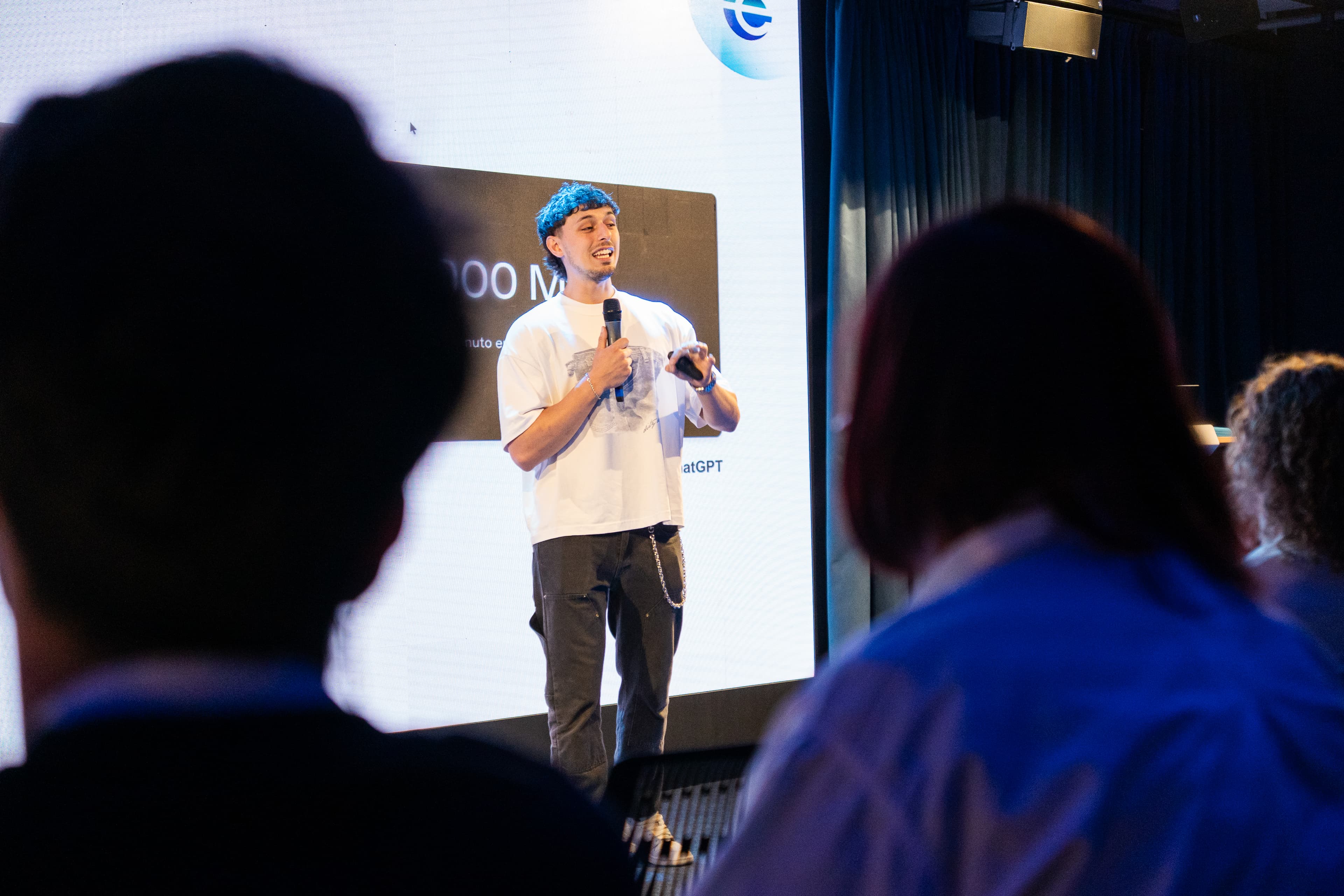 Fabrizio Guaglianone en conferencias